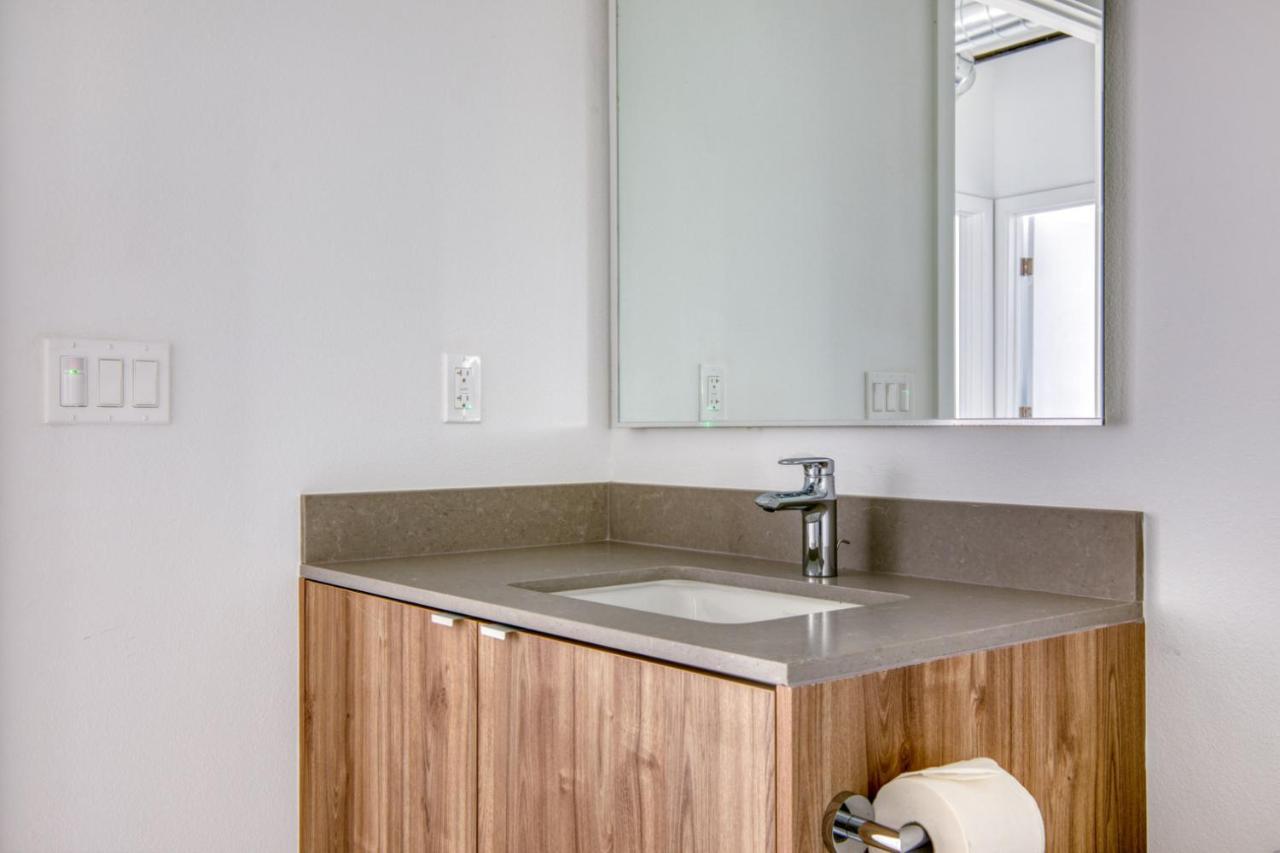 Culver 3br W Pool Gym Wd Near Bars Lax-969 Los Angeles